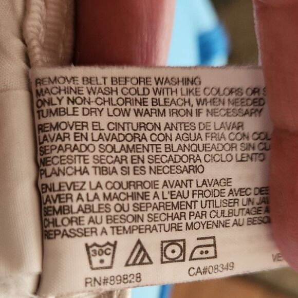 Gloria Vanderbilt Cream Capris with Rolled Cuffs Womens Size 10 - Picture 8 of 9